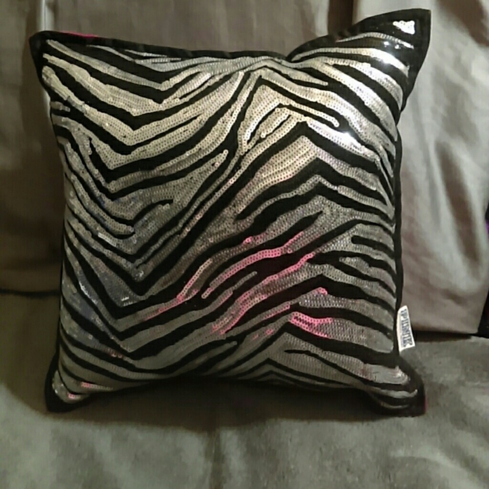 Vs Pink pillow
